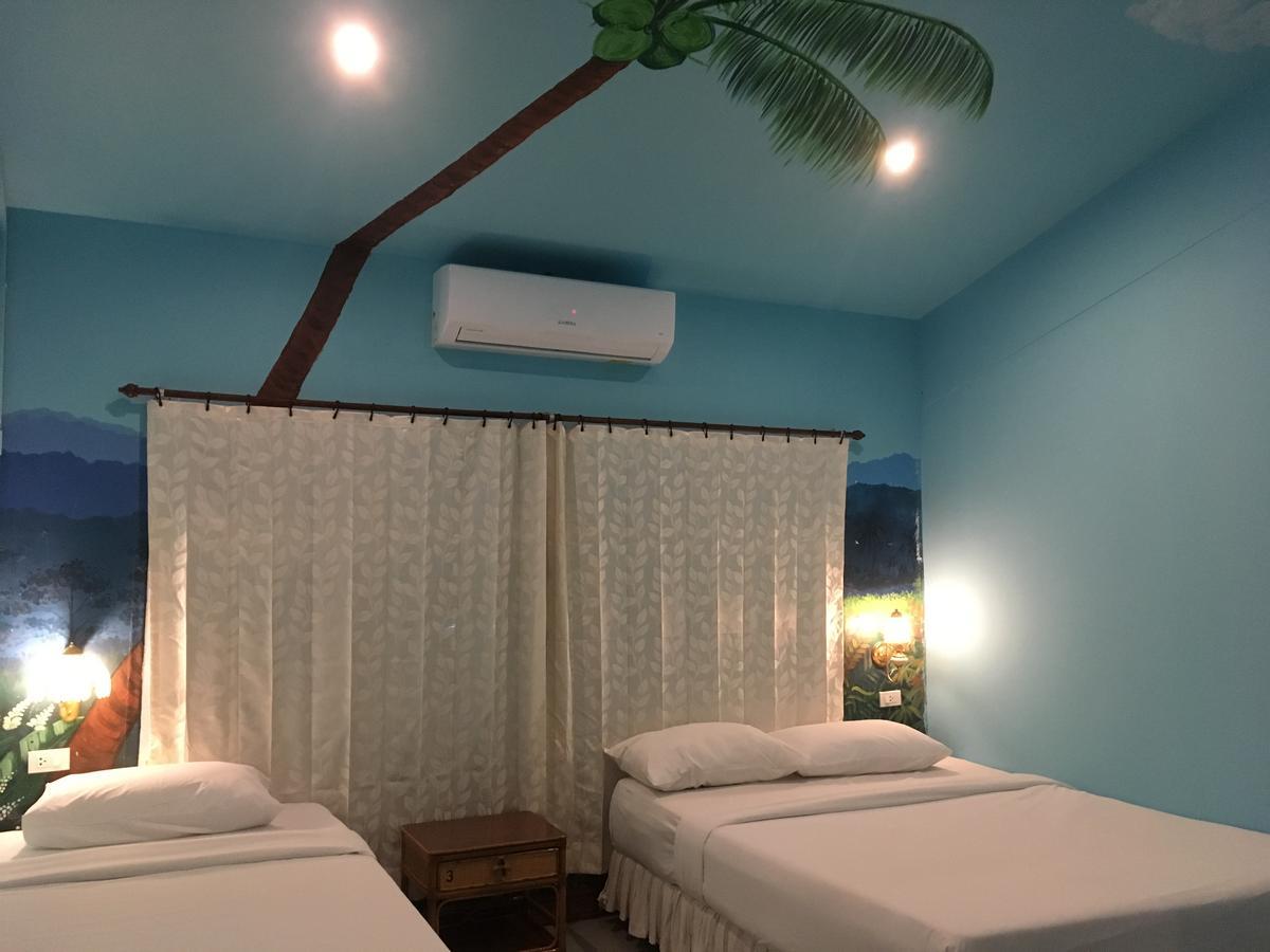 The Corner Transit Hostel Koh Samui Buitenkant foto